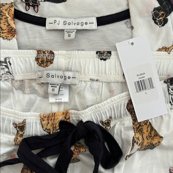 PJ Salvage Dog Print Long Sleeve Pajama Set in Ivory NWT Size Small - Picture 5 of 7